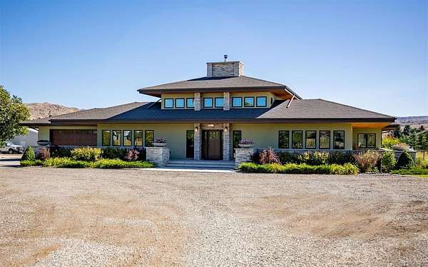 5.86 Acres of Land with Home for Sale in Cody, Wyoming