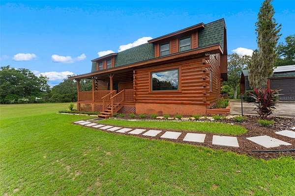 4.75 Acres of Land with Home for Sale in Montverde, Florida