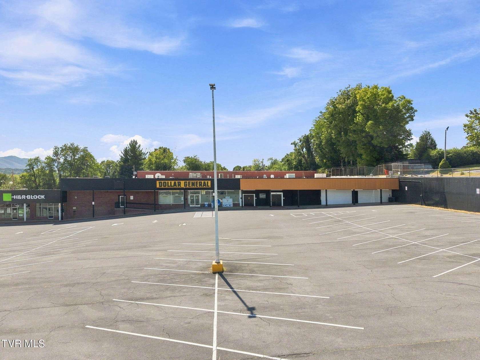 2 Acres of Improved Commercial Land for Sale in Johnson City, Tennessee