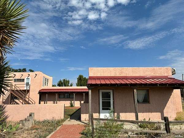10 Acres of Land with Home for Sale in Roswell, New Mexico