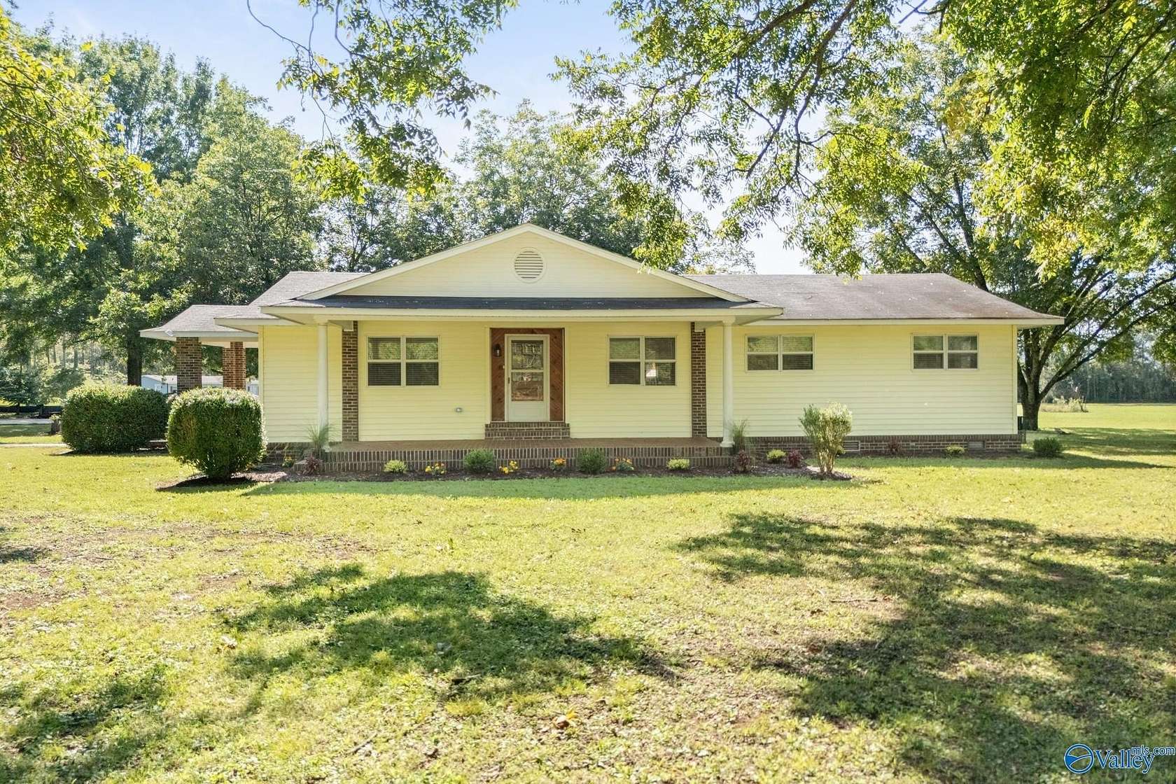 3.5 Acres of Land with Home for Sale in Gurley, Alabama