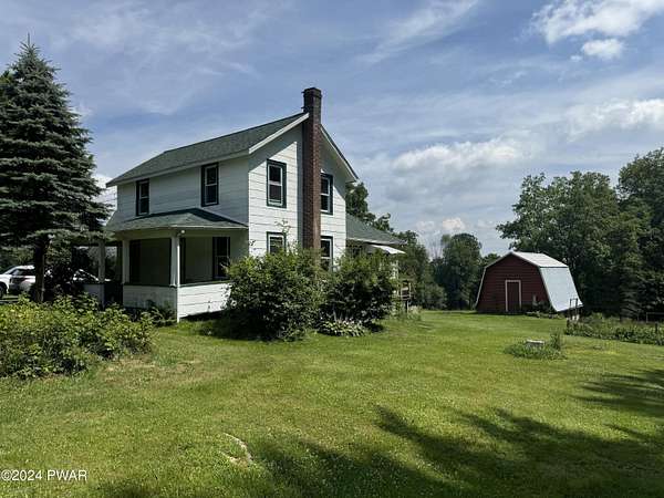 Land with Home for Lease in Honesdale, Pennsylvania