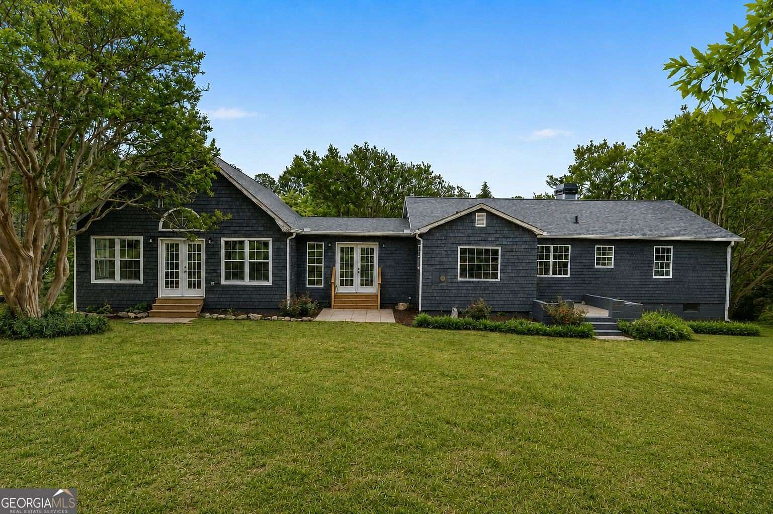 15 Acres of Land with Home for Sale in Newnan, Georgia