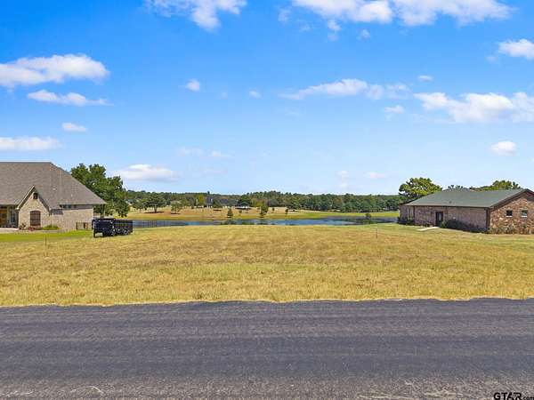1.26 Acres of Land for Sale in Lindale, Texas
