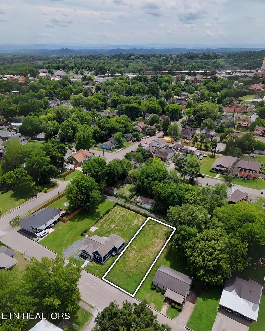 0.16 Acres of Residential Land for Sale in Knoxville, Tennessee
