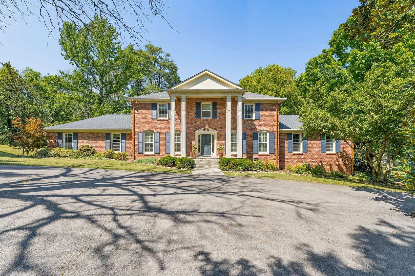 2 Acres of Land with Home for Sale in Nashville, Tennessee