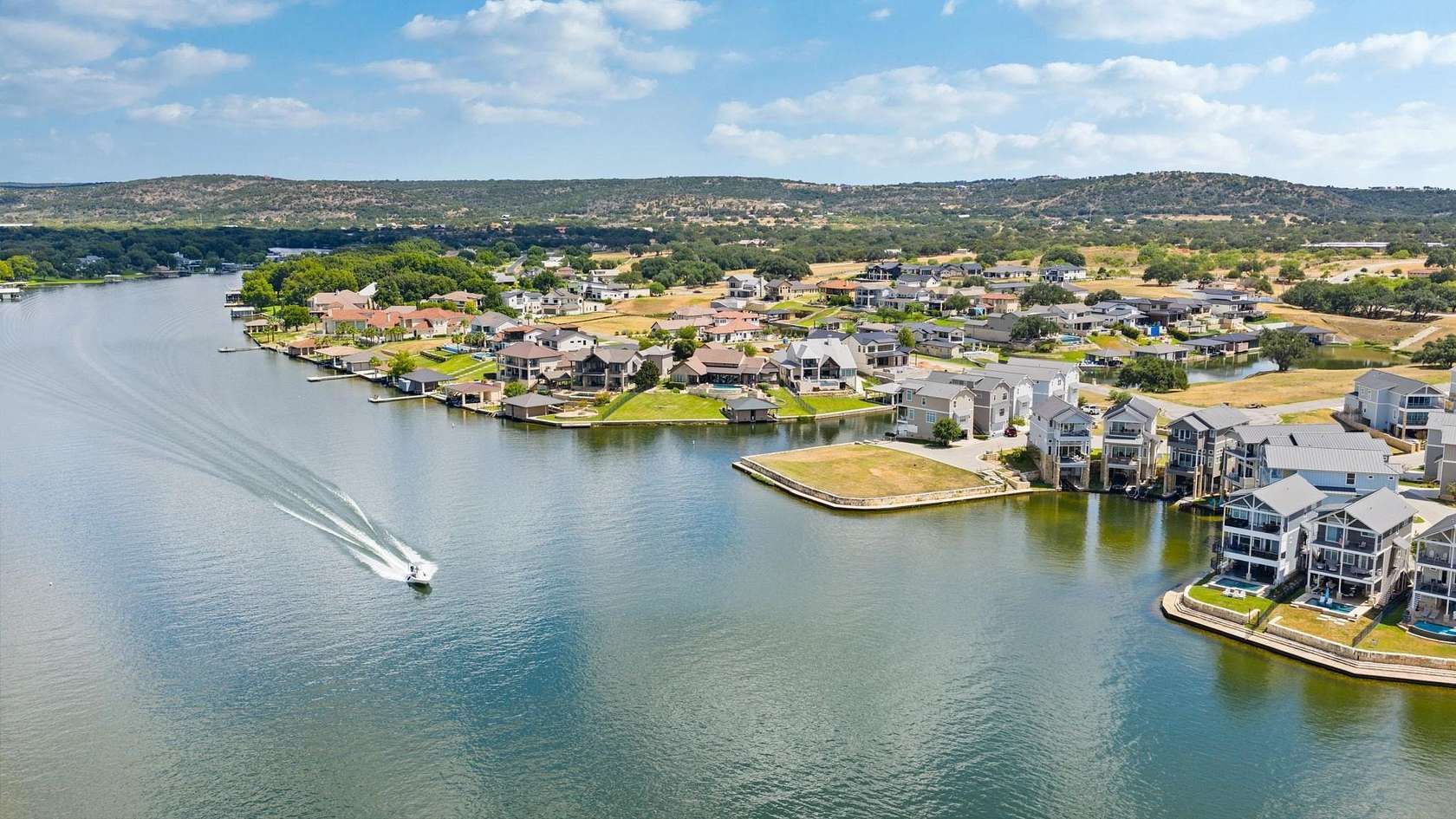 0.31 Acres of Residential Land for Sale in Kingsland, Texas