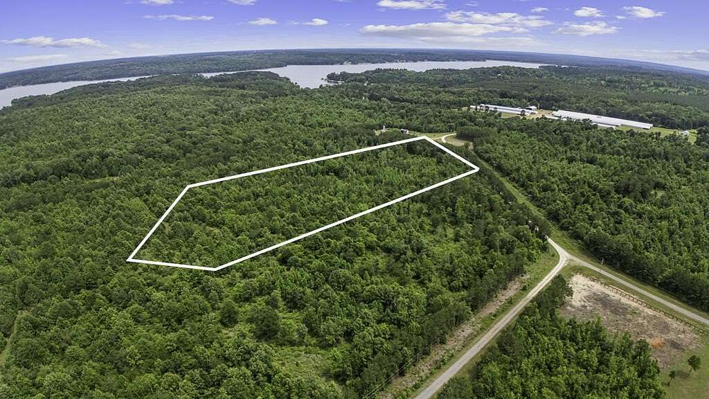 10.1 Acres of Recreational & Residential Land for Sale in Nacogdoches, Texas