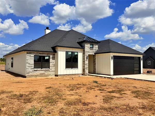2.63 Acres of Land with Home for Sale in Ennis, Texas