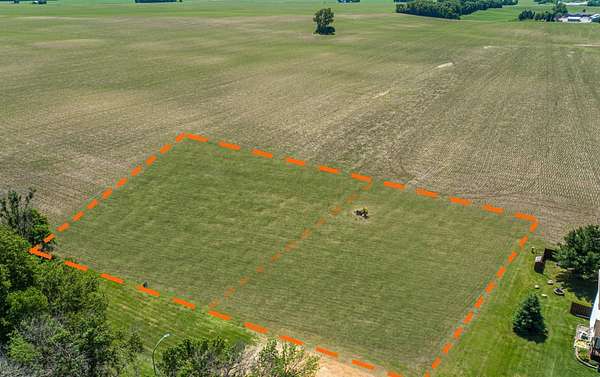 0.71 Acres of Residential Land for Sale in Le Sueur, Minnesota