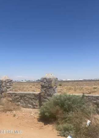 2 Acres of Residential Land for Sale in El Paso, Texas