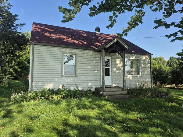 3.7 Acres of Land with Home for Sale in Rockford, Illinois