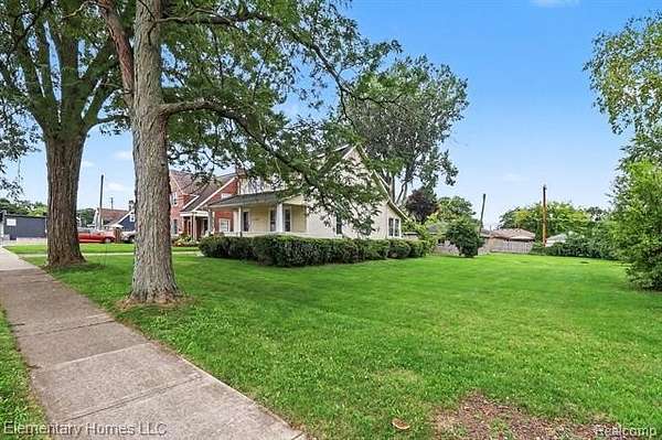 0.21 Acres of Residential Land for Sale in St. Clair Shores, Michigan