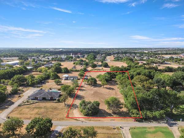 2 Acres of Residential Land for Sale in Cedar Hill, Texas