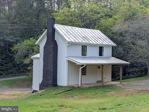 2.5 Acres of Land with Home for Sale in Stanardsville, Virginia