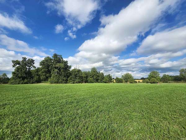2.5 Acres of Residential Land for Sale in Columbia City, Indiana