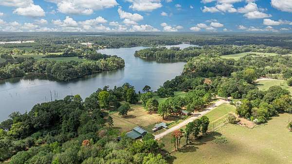1.68 Acres of Land with Home for Sale in Garrison, Texas