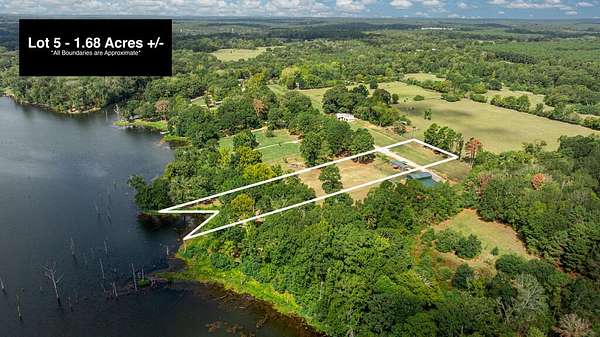 1.68 Acres of Land with Home for Sale in Garrison, Texas