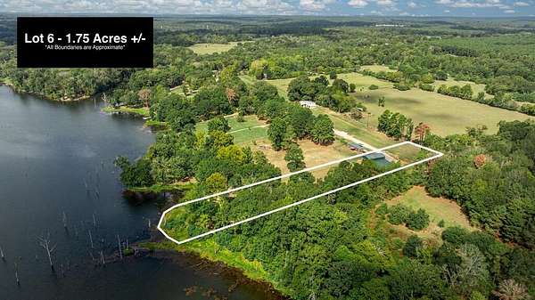 1.75 Acres of Improved Residential Land for Sale in Garrison, Texas