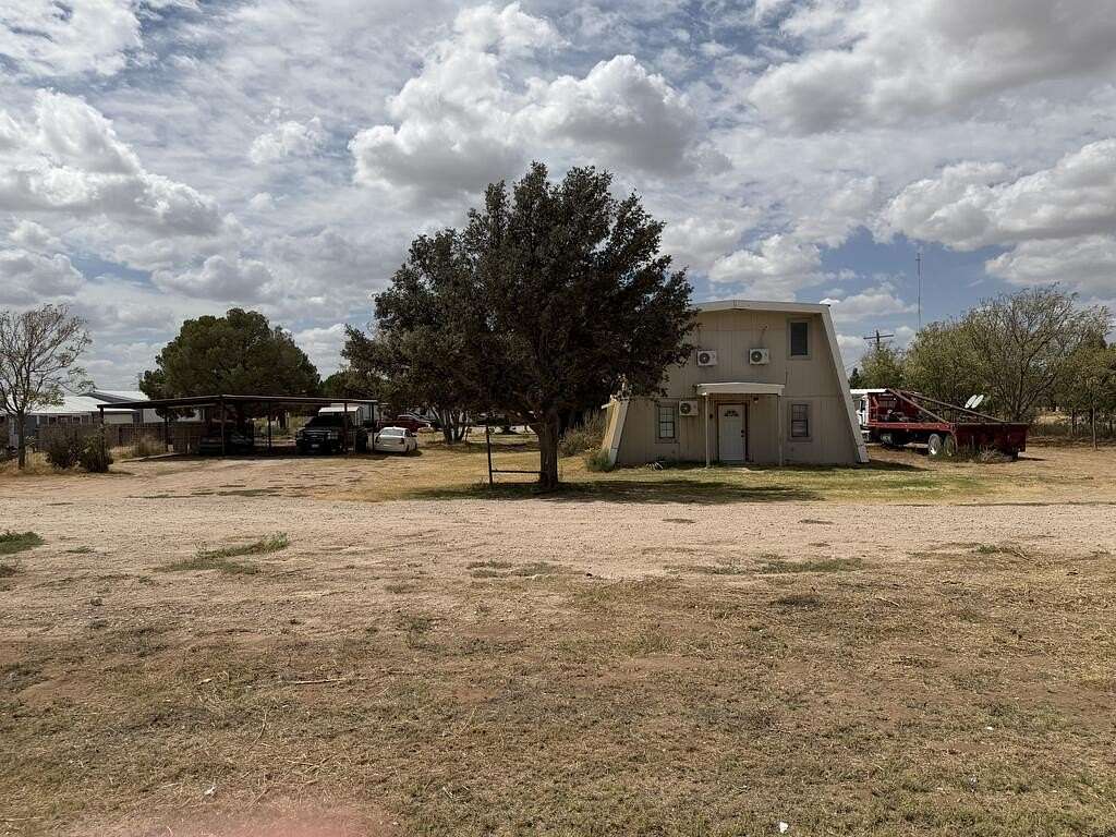 2 Acres of Improved Commercial Land for Sale in Midland, Texas