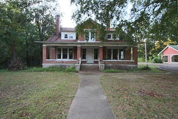 1.75 Acres of Land with Home for Sale in Huntingdon, Tennessee