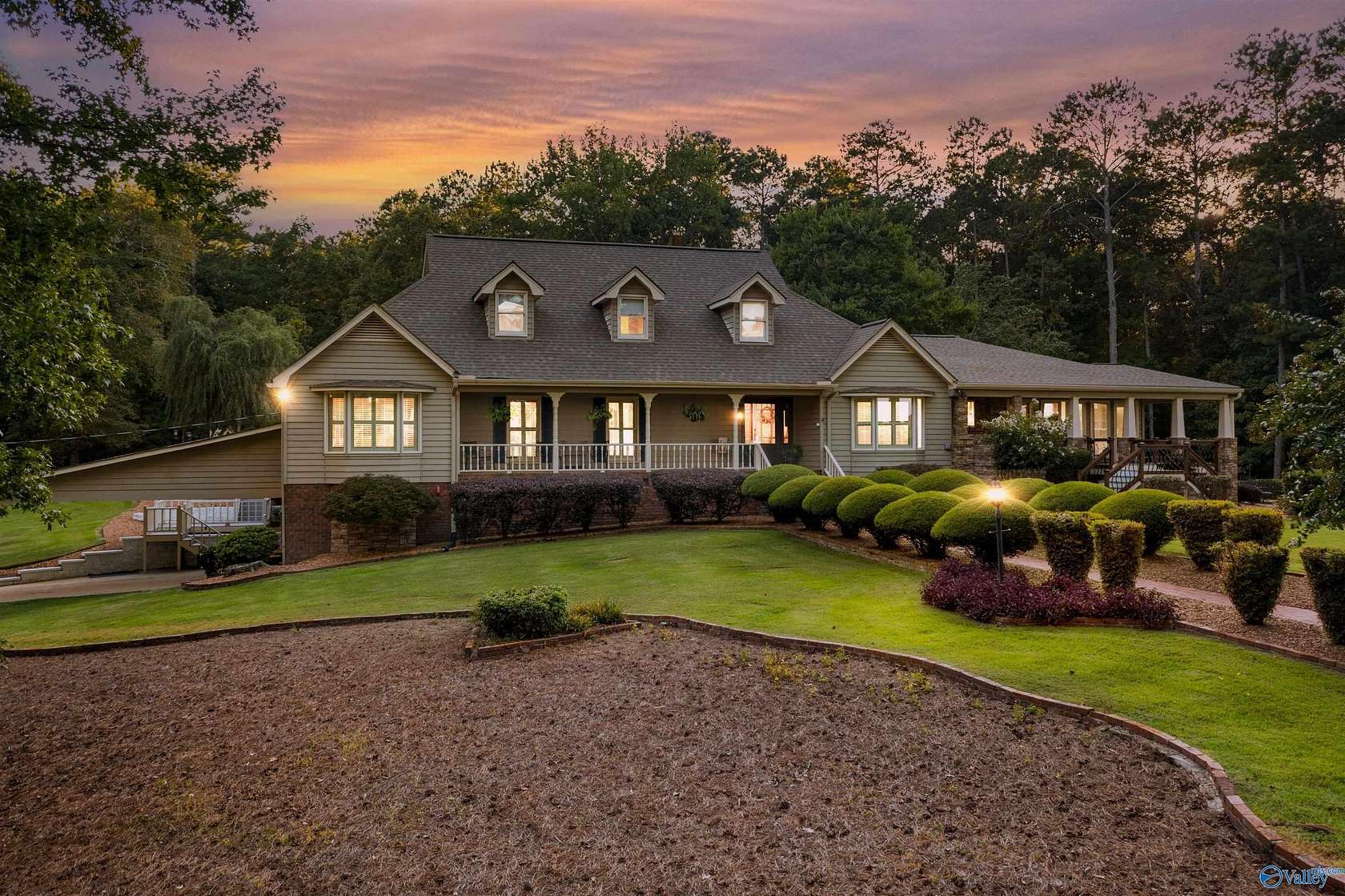 23 Acres of Land with Home for Sale in Centre, Alabama