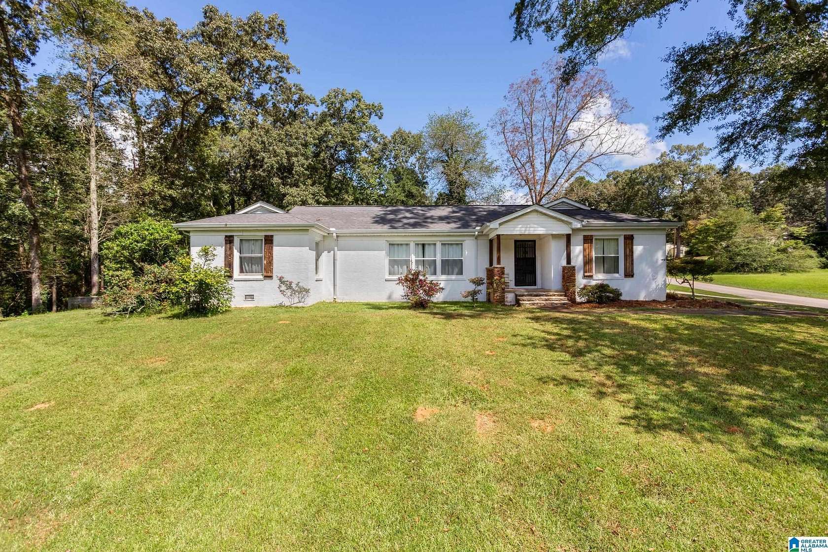 2 Acres of Land with Home for Sale in Heflin, Alabama