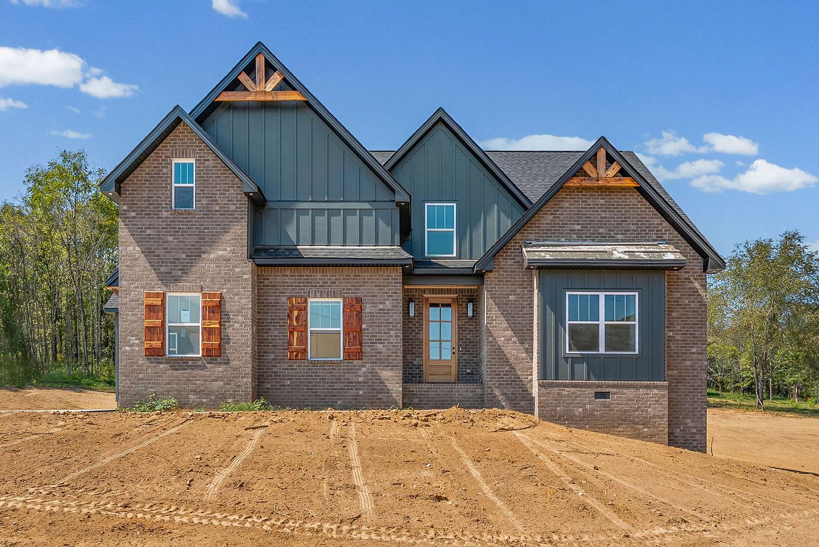 2 Acres of Land with Home for Sale in Clarksville, Tennessee