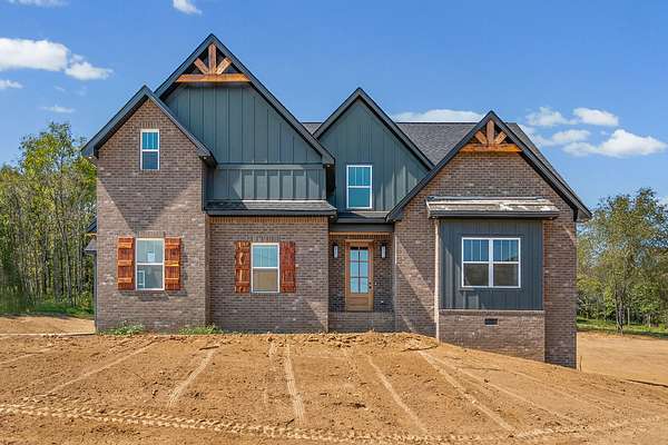2 Acres of Land with Home for Sale in Clarksville, Tennessee
