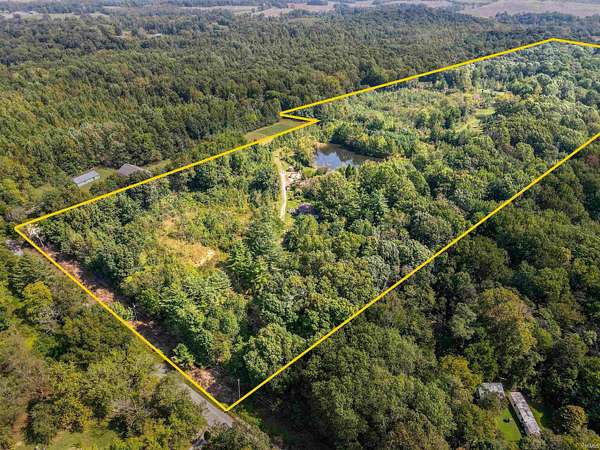 10.4 Acres of Recreational & Residential Land for Sale in Grandview, Indiana