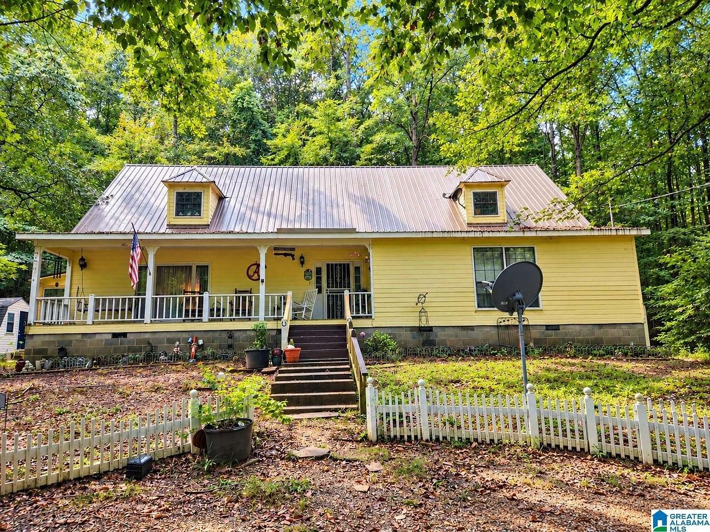9.5 Acres of Land with Home for Sale in Munford, Alabama
