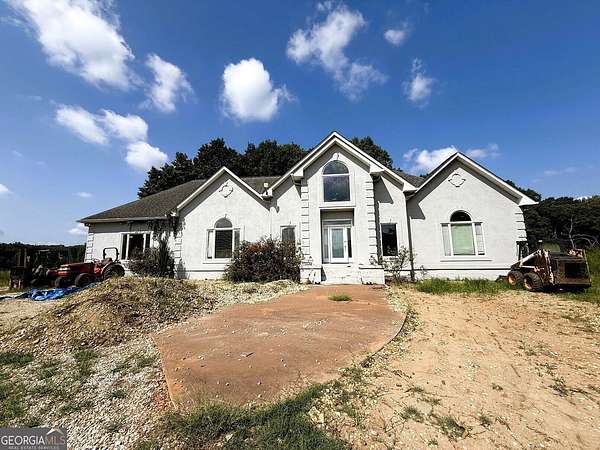 74.5 Acres of Agricultural Land with Home for Sale in Royston, Georgia