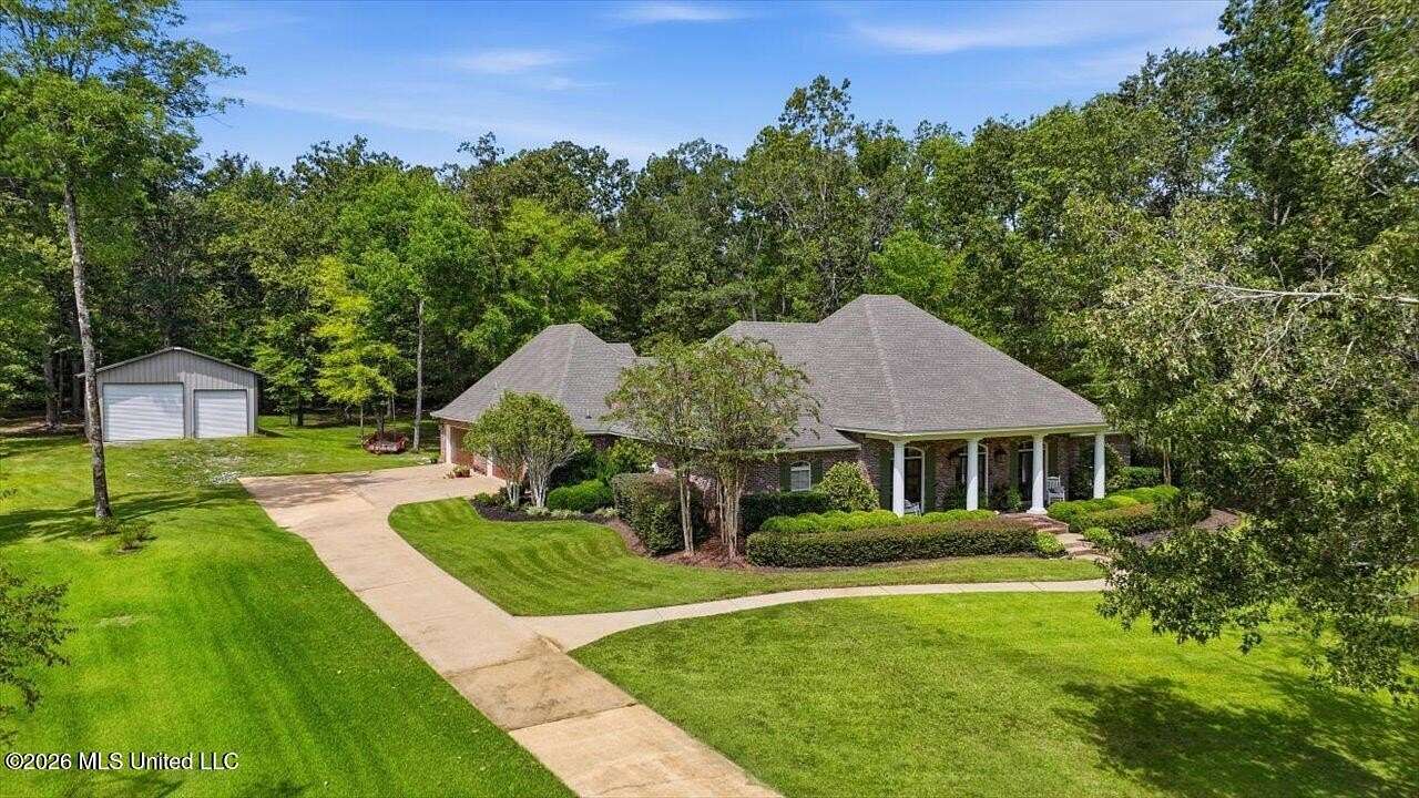 2 Acres of Land with Home for Sale in Brandon, Mississippi