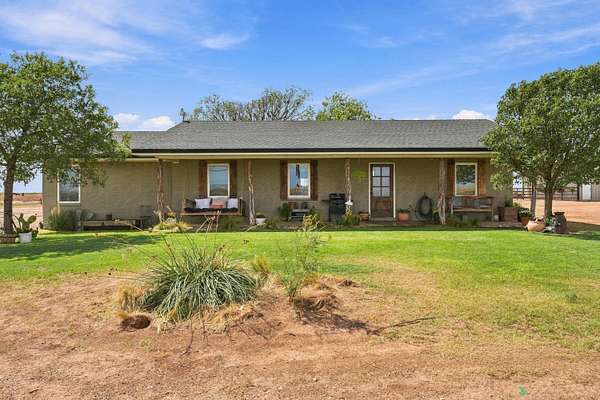 10.5 Acres of Land with Home for Sale in Amarillo, Texas