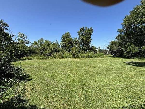1.52 Acres of Commercial Land for Sale in Waukegan, Illinois