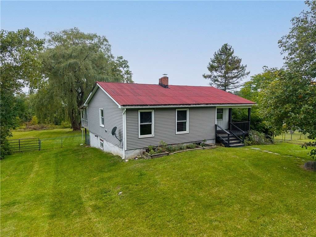4.4 Acres of Land with Home for Sale in Hemlock, New York