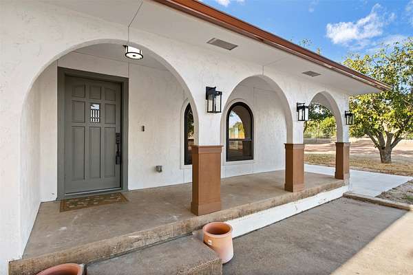 1.82 Acres of Land with Home for Sale in Pecan Hill, Texas