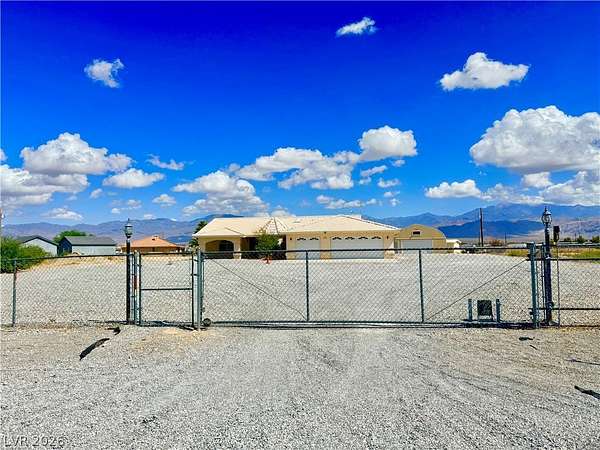 2 Acres of Land with Home for Lease in Pahrump, Nevada