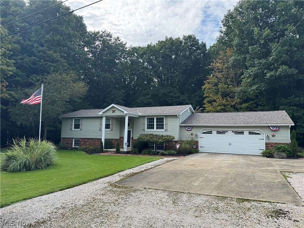 9 Acres of Land with Home for Sale in Conneaut, Ohio