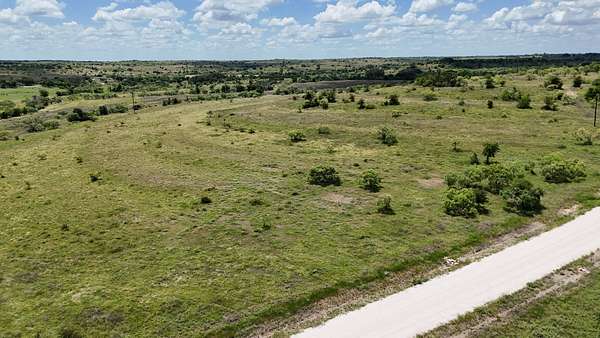 10 Acres of Land for Sale in Gustine, Texas
