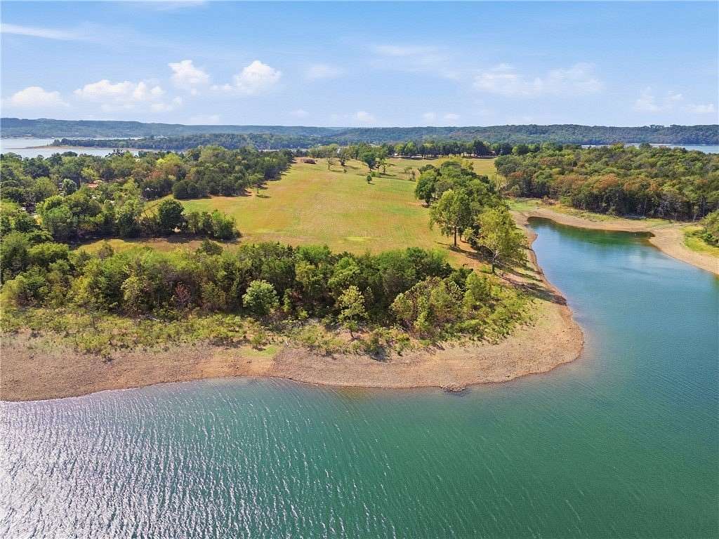 26.8 Acres of Recreational Land for Sale in Rogers, Arkansas