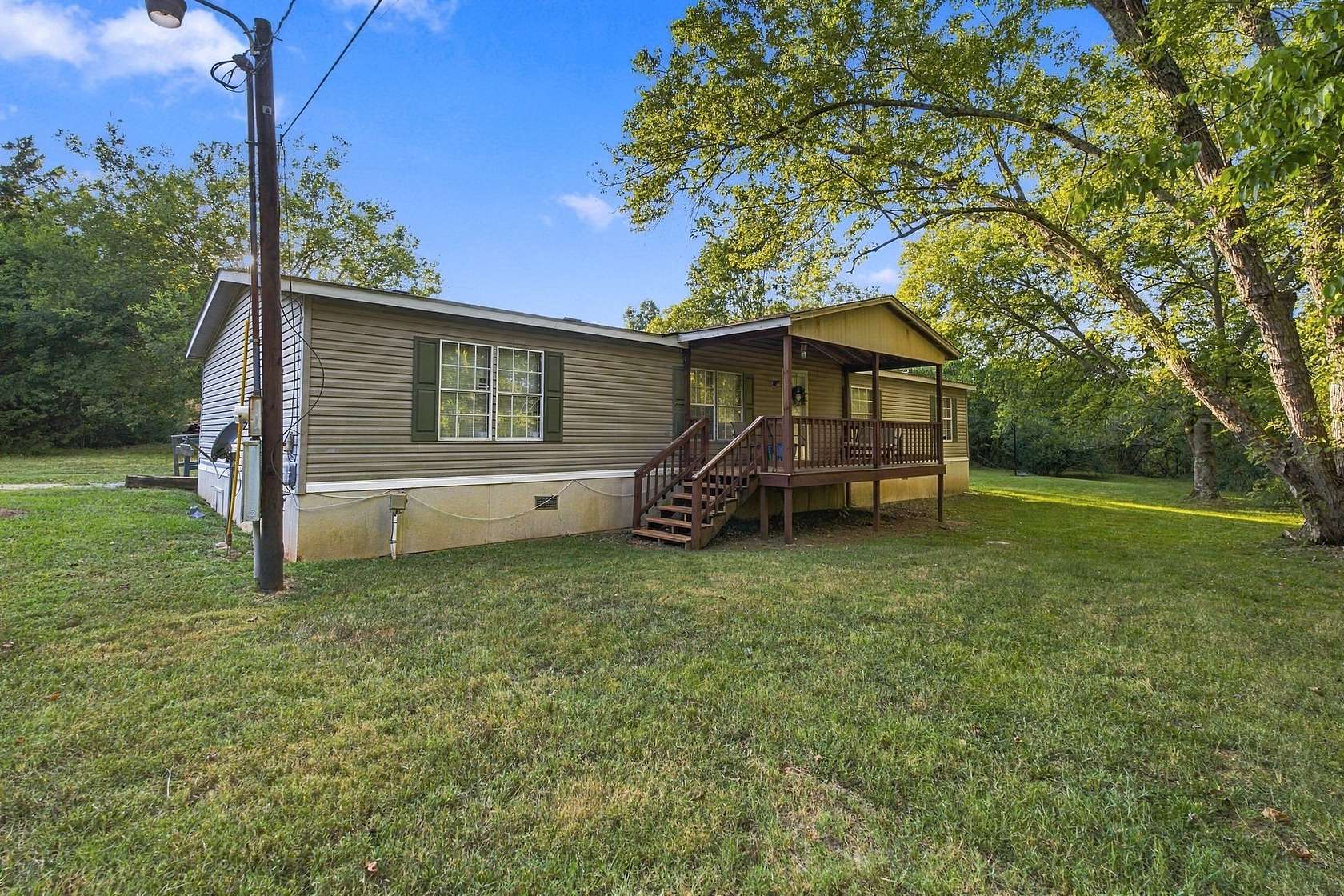 2.7 Acres of Land with Home for Sale in Murfreesboro, Tennessee