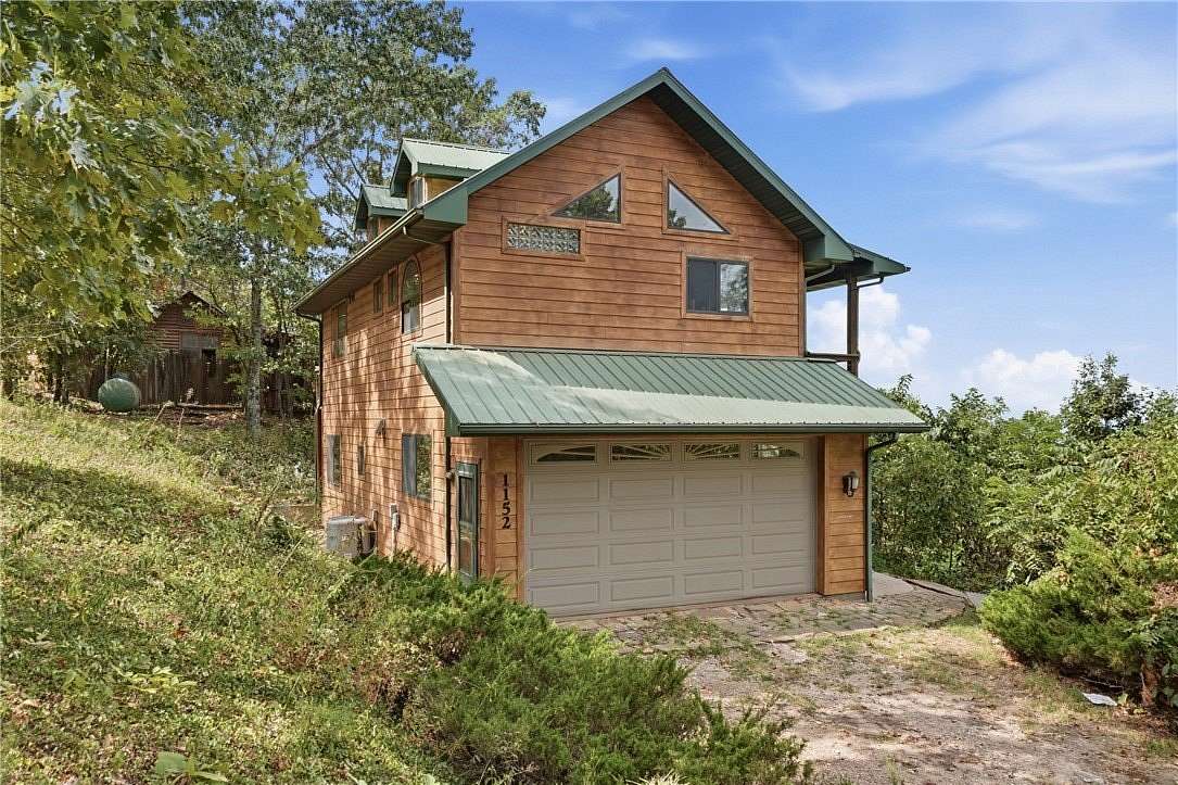 2.57 Acres of Land with Home for Sale in Eureka Springs, Arkansas
