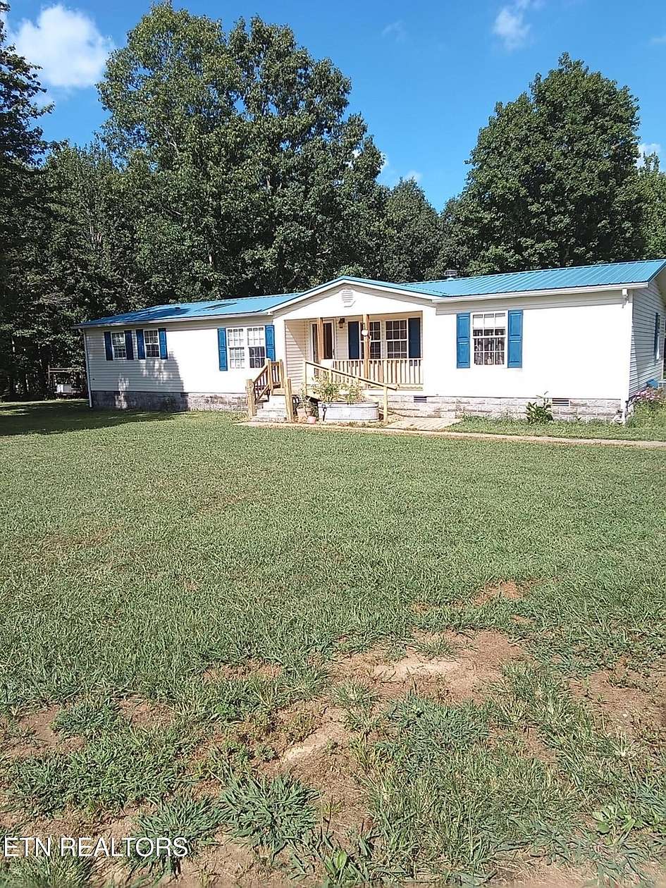 1.66 Acres of Land with Home for Sale in Monterey, Tennessee