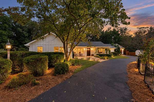 8 Acres of Land with Home for Sale in Cleveland, Georgia