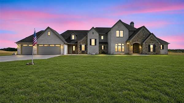 12.6 Acres of Land with Home for Sale in Maypearl, Texas