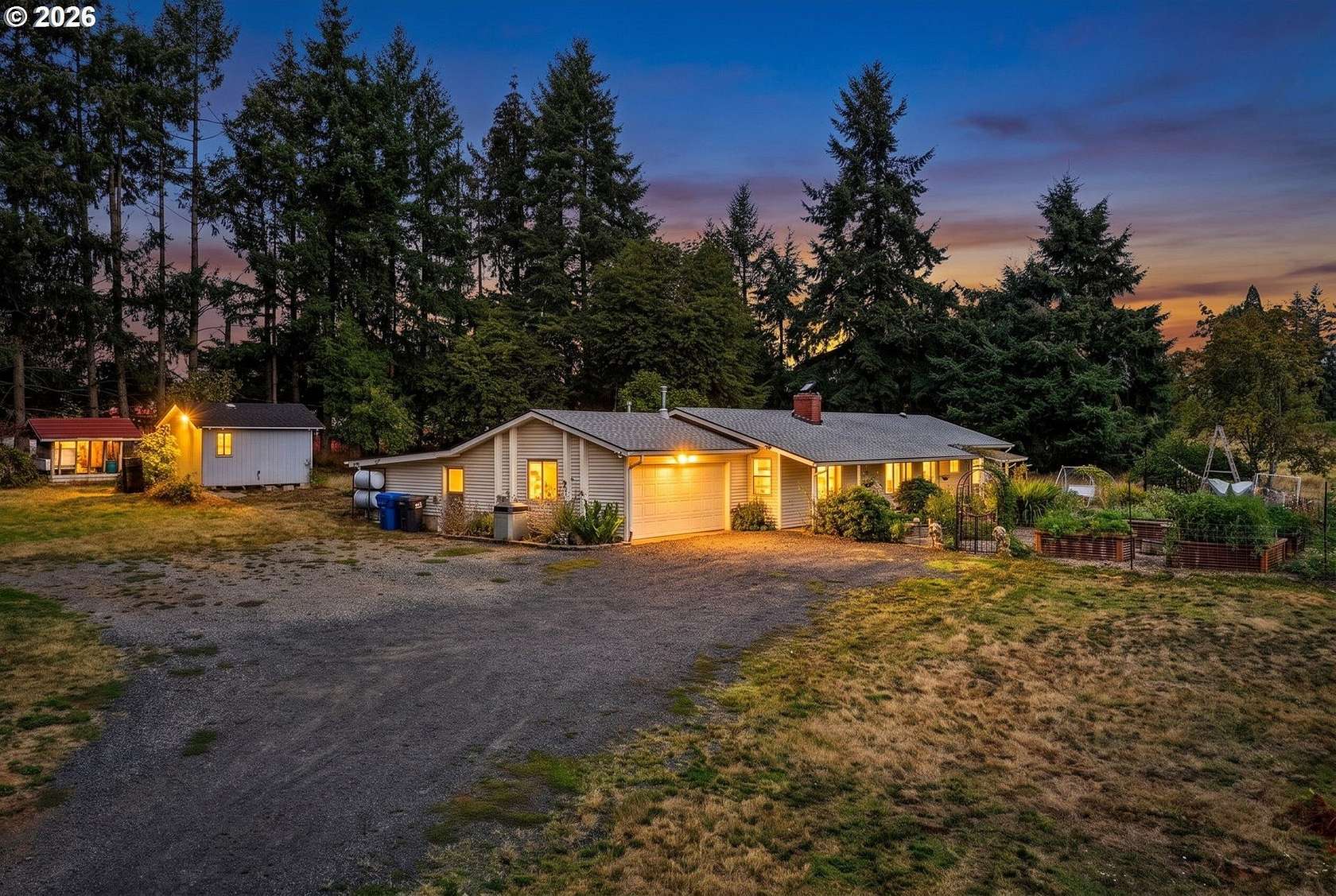 5.1 Acres of Land with Home for Sale in Aumsville, Oregon