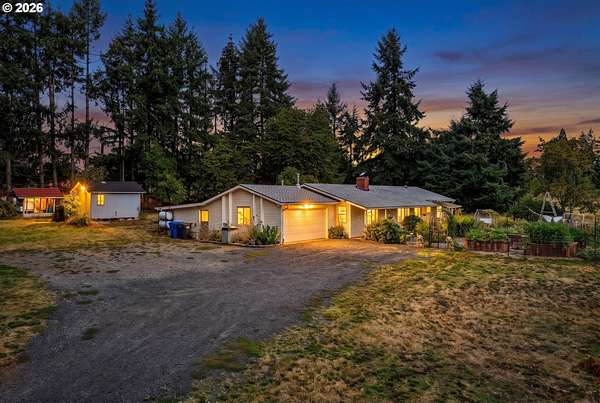 5.1 Acres of Land with Home for Sale in Aumsville, Oregon