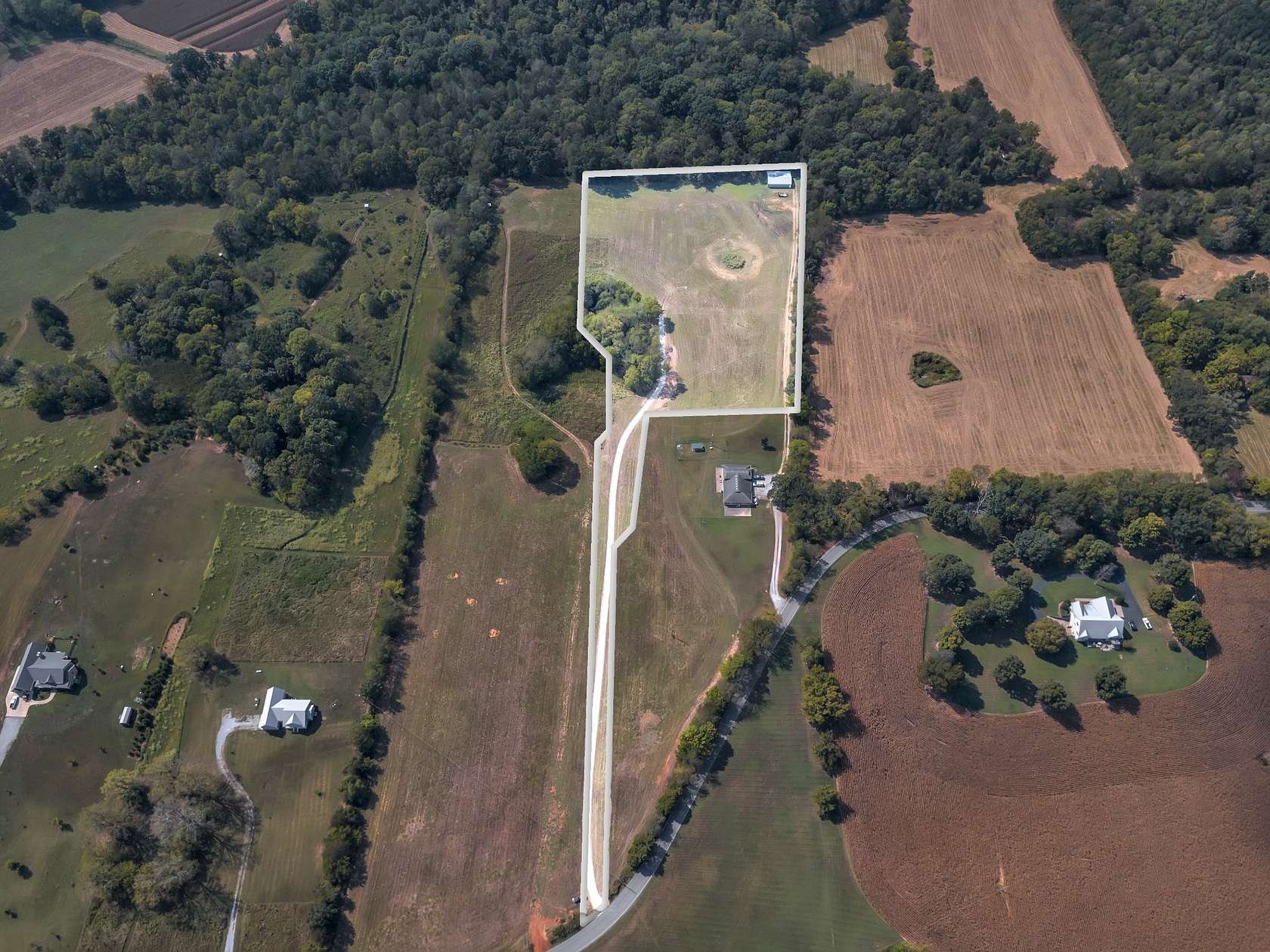 5.17 Acres of Residential Land for Sale in Cedar Hill, Tennessee