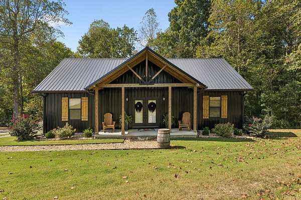 4.35 Acres of Land with Home for Sale in Ethridge, Tennessee